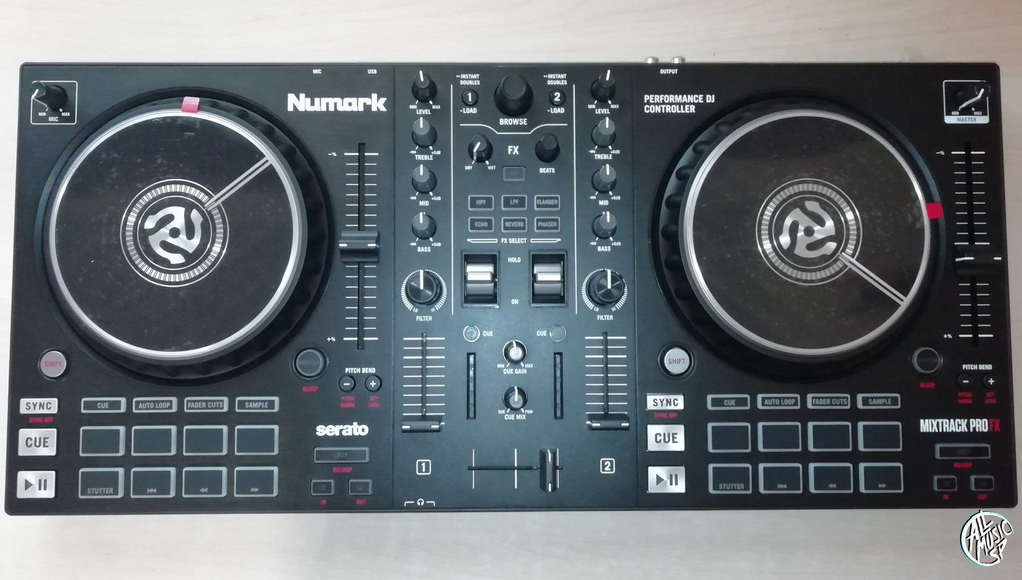 Review Numark Mixtrack Pro FX All Music Spain